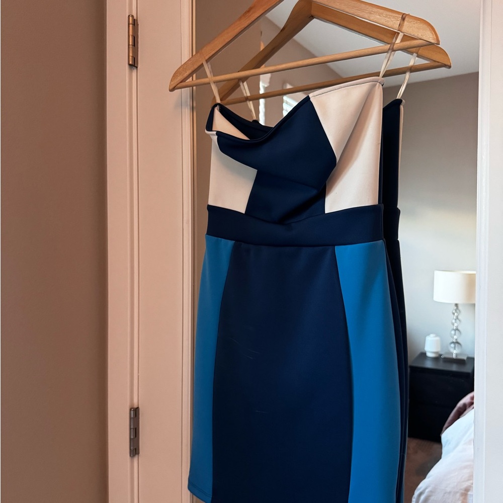 Body on Vegas dress - Blue and White Colorblock Dress